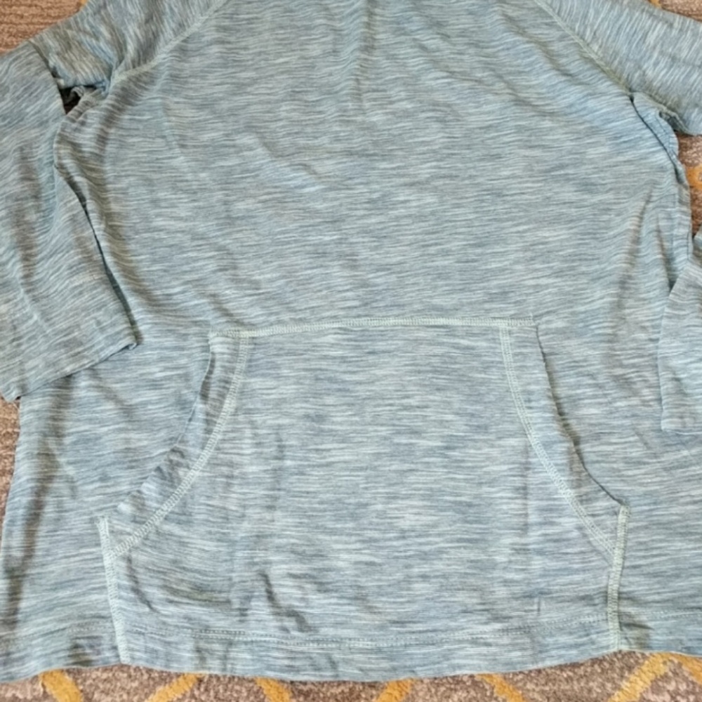 Lightweight hoodie